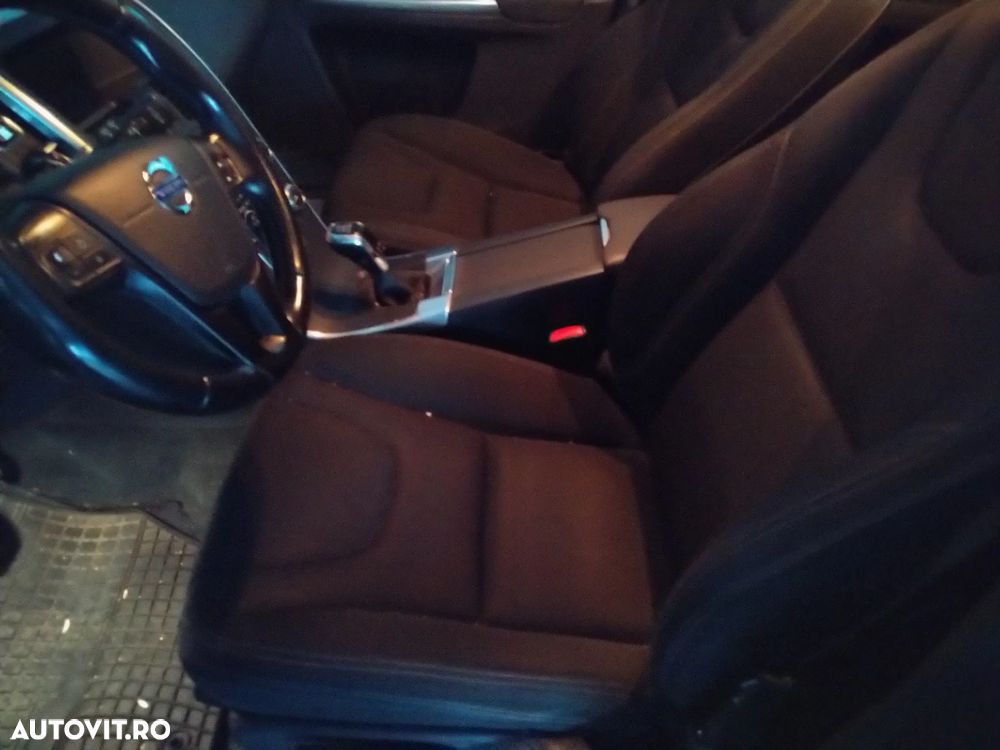Volvo XC 60 - 10