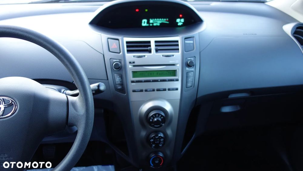 Toyota Yaris 1.33 Luna - 20