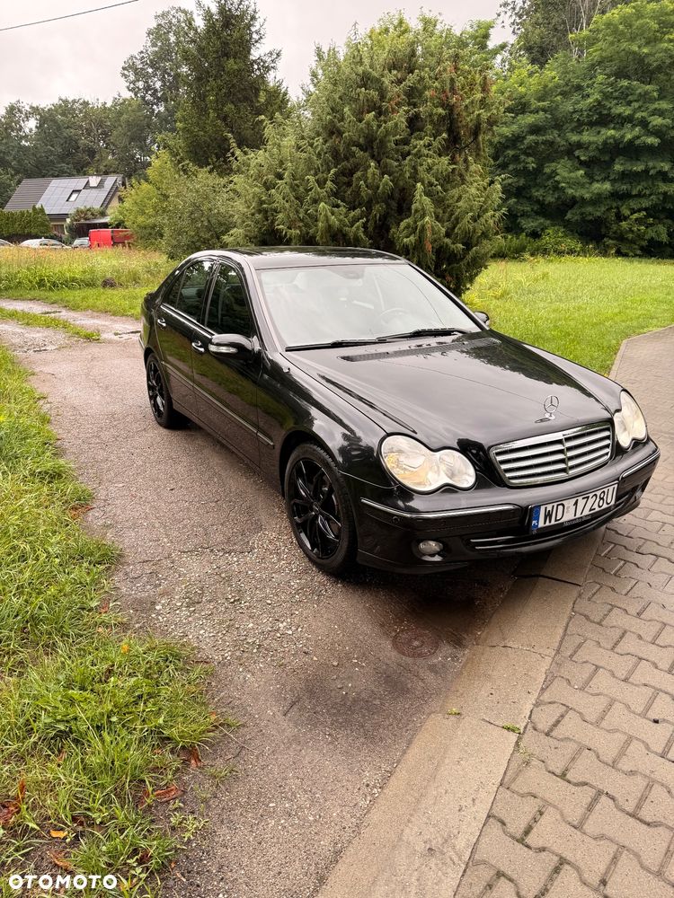 Mercedes-Benz Klasa C 280 Classic 4-Matic - 10