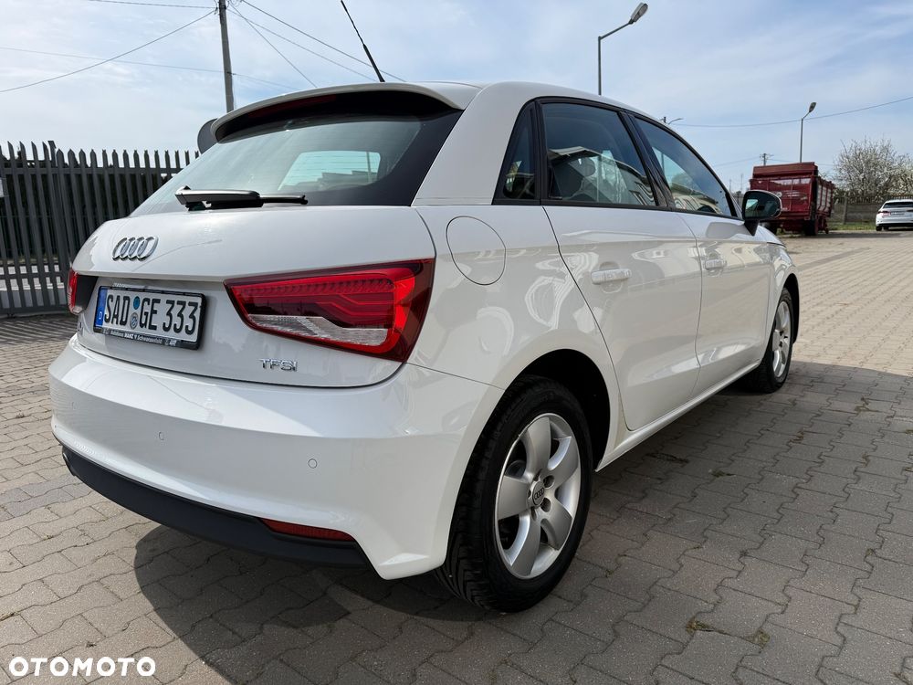 Audi A1 Sportback 1.0 TFSI ultra design - 17