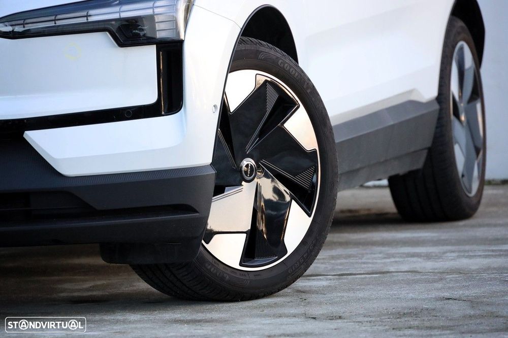 Volvo EX30 69 kWh Single Motor Extended Range Ultra - 34