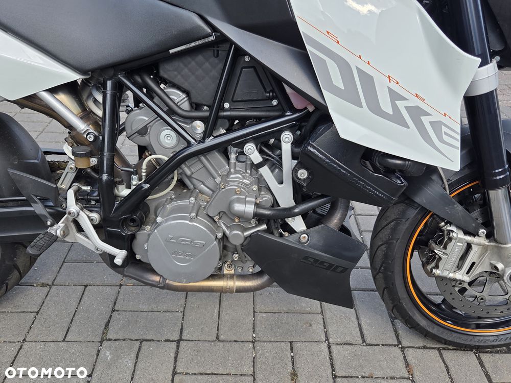KTM Super Duke - 16