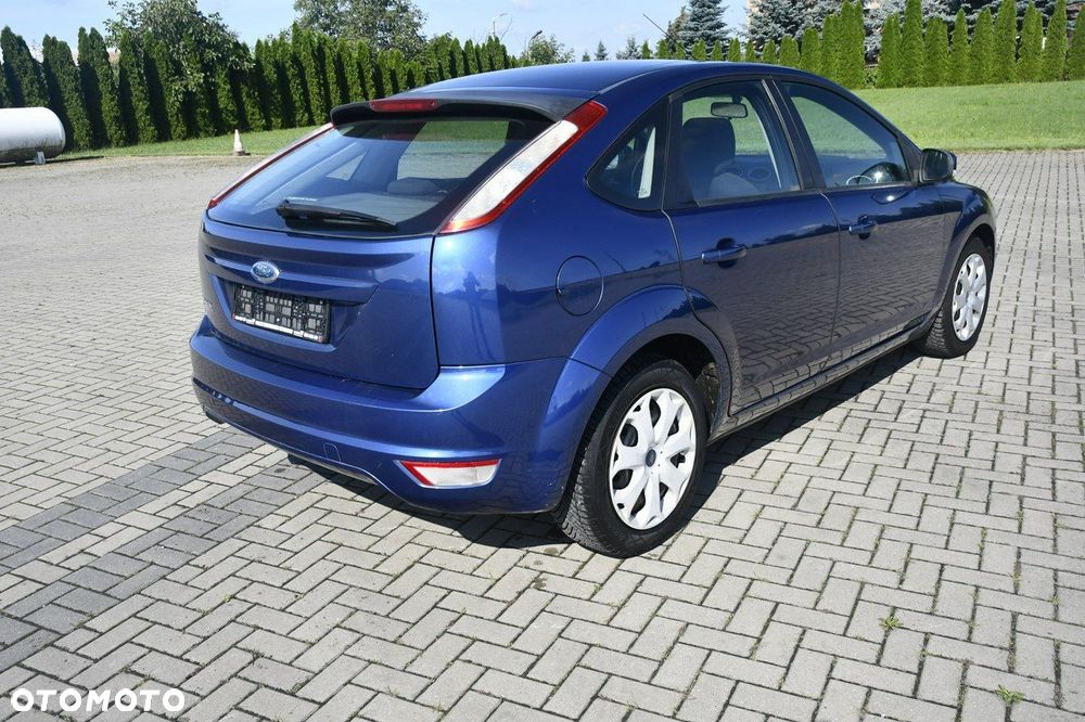 Ford Focus - 8