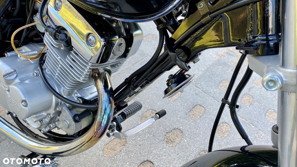 Suzuki Marauder - 11