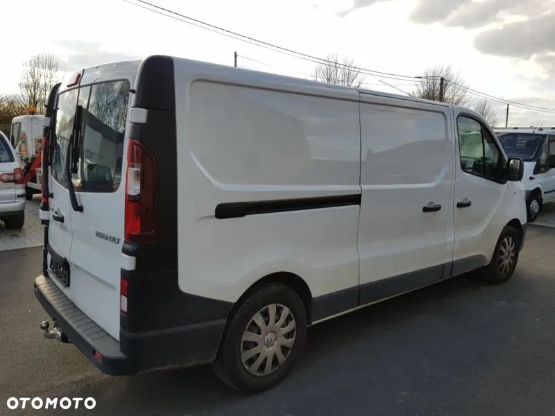 Renault Trafic - 2