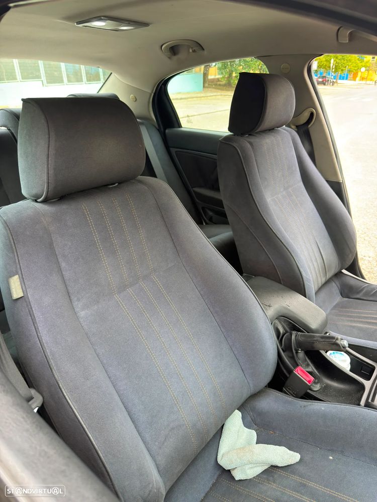 Alfa Romeo 159 1.9 JTDM 16V - 15