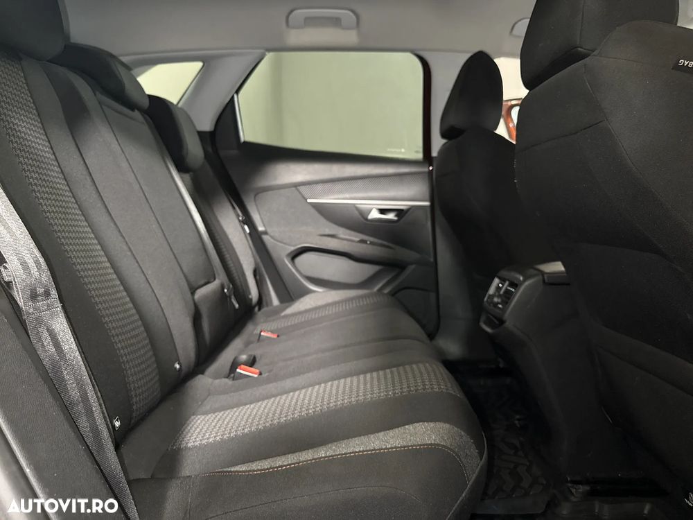 Peugeot 3008 - 13
