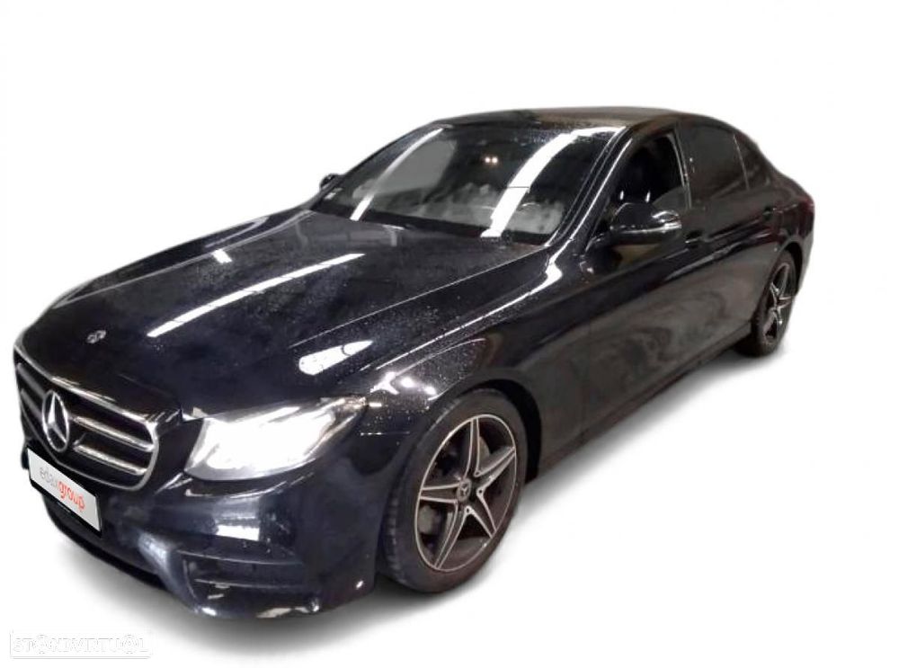 Mercedes-Benz E 220 - 1