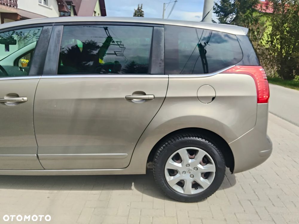 Peugeot 5008 HDI FAP 115 Business-Line - 16