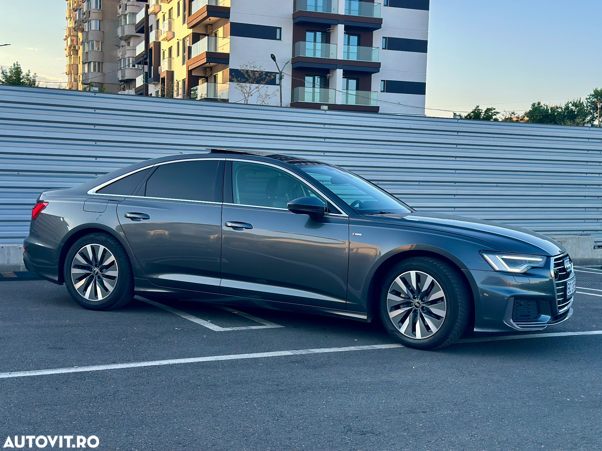 Audi A6 Avant 40 TDI S tronic S line - 13