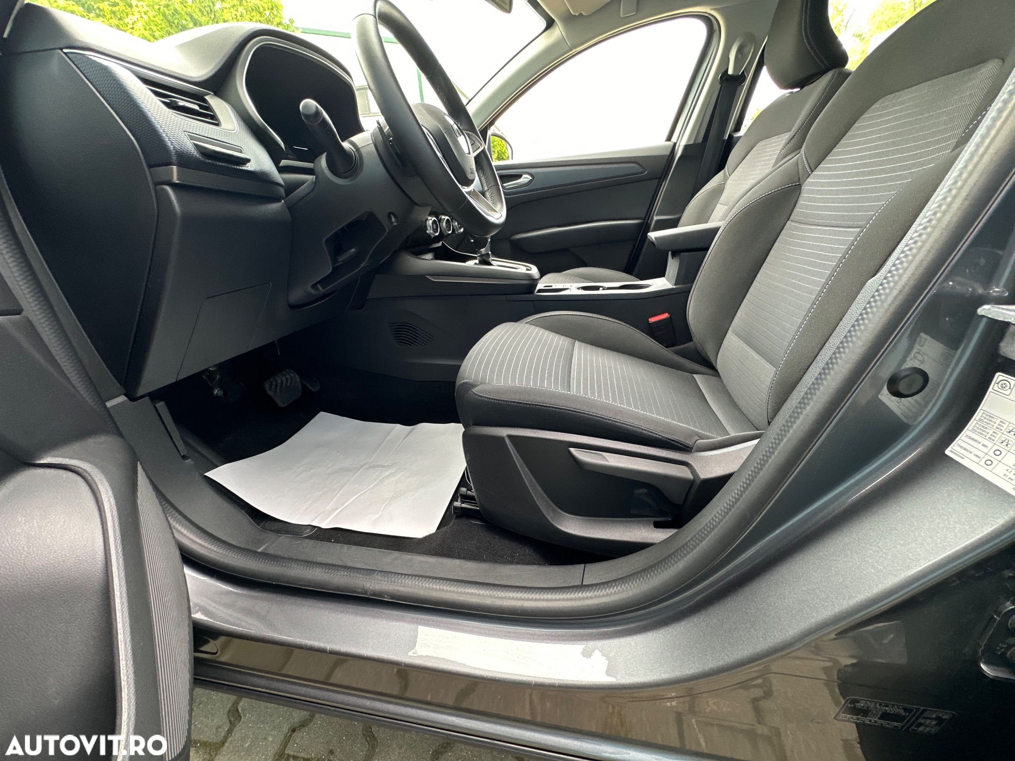 Renault Arkana MHEV 140 EDC Evolution - 16