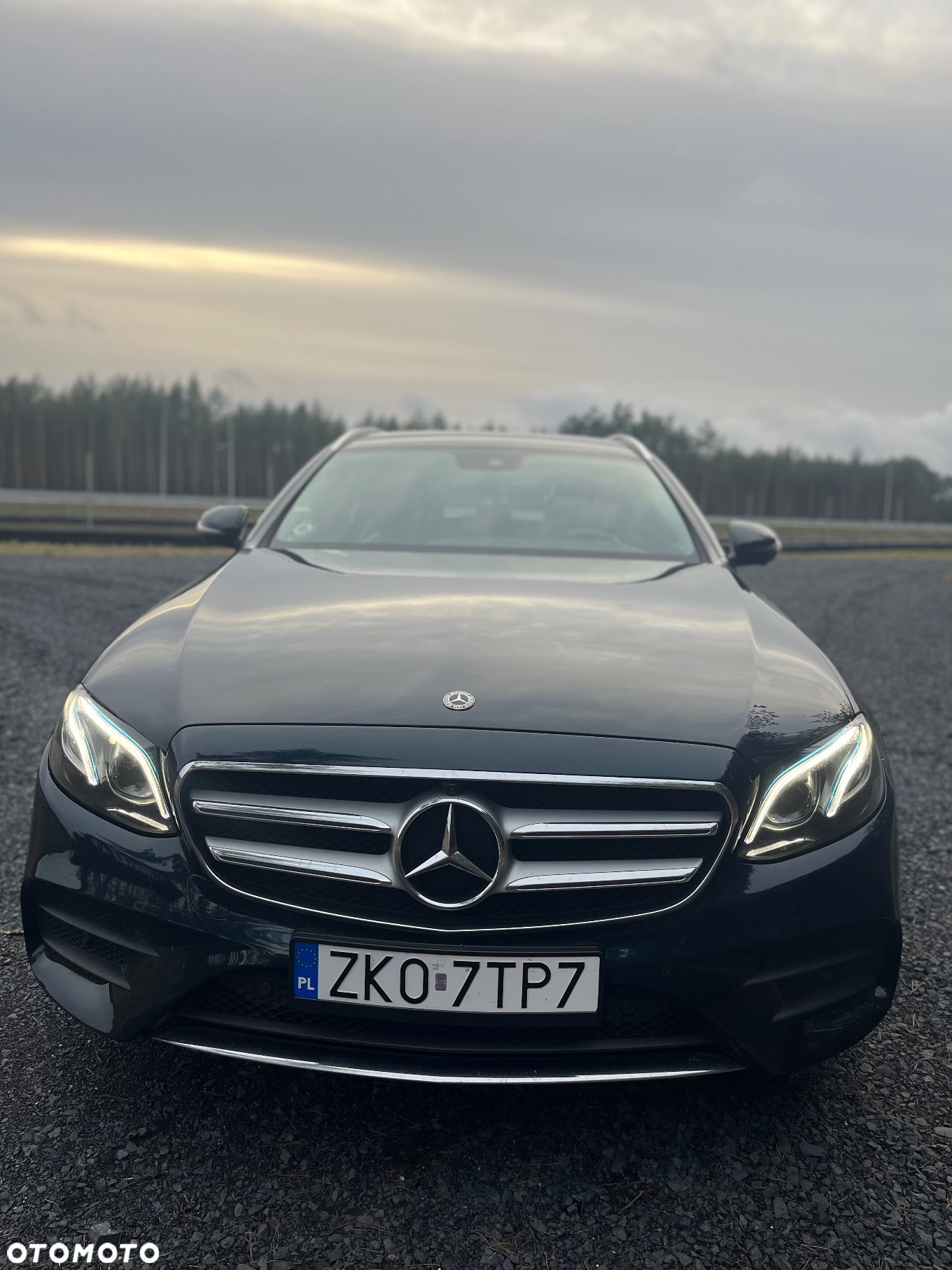 Mercedes-Benz Klasa E 200 9G-TRONIC - 2