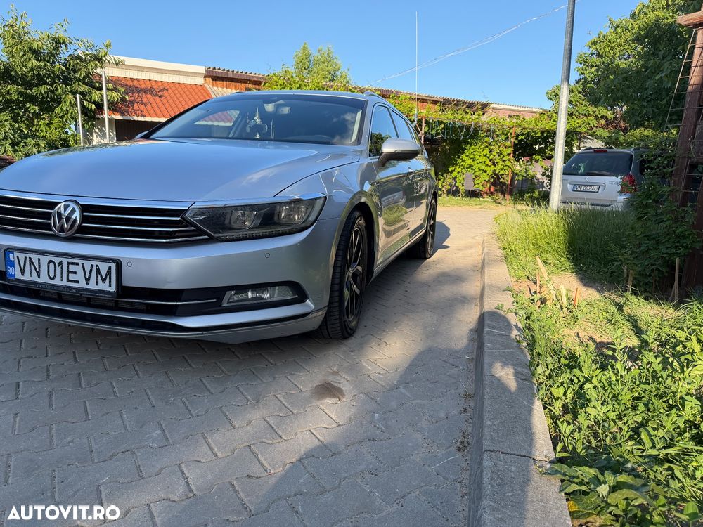 Volkswagen Passat 2.0 TDI SCR 4Motion DSG BlueM Tech Comfortline - 1