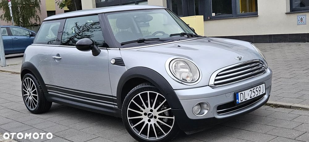 MINI ONE - 18