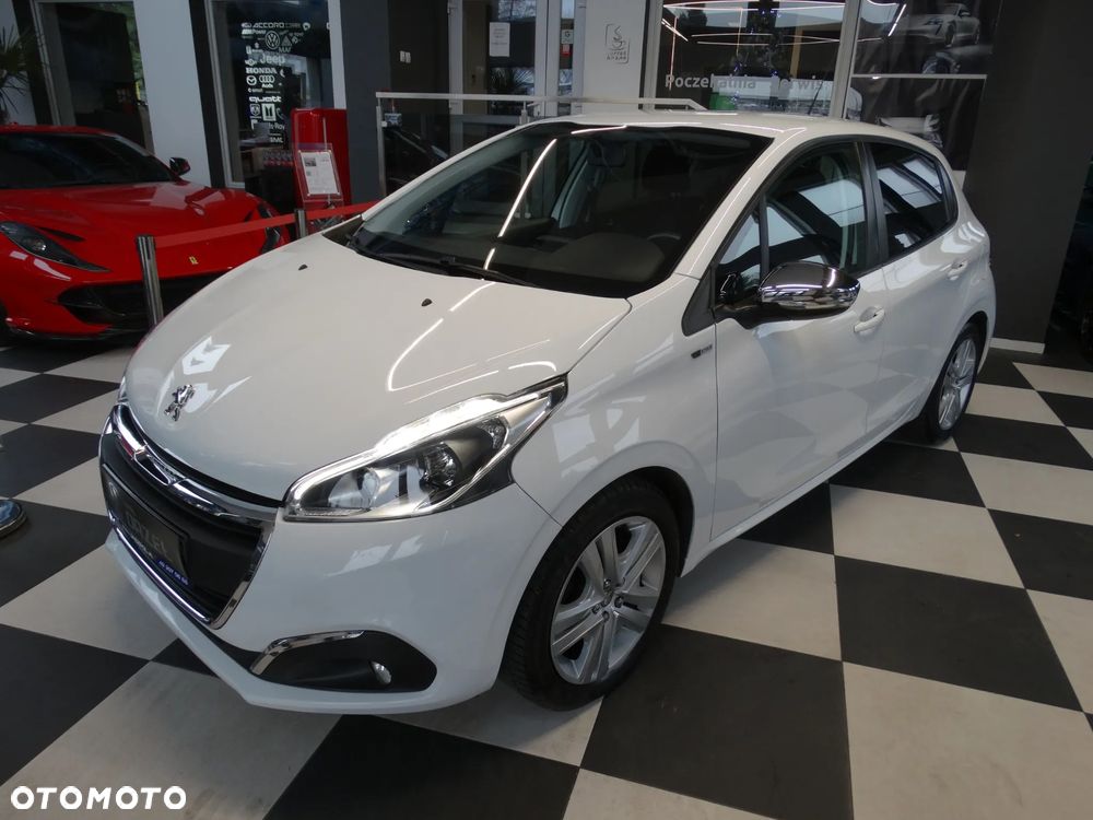 Peugeot 208 82 PureTech Style - 4