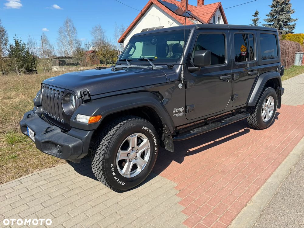 Jeep Wrangler - 2
