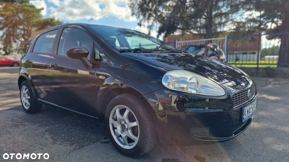 Fiat Grande Punto 1.4 8V - 25