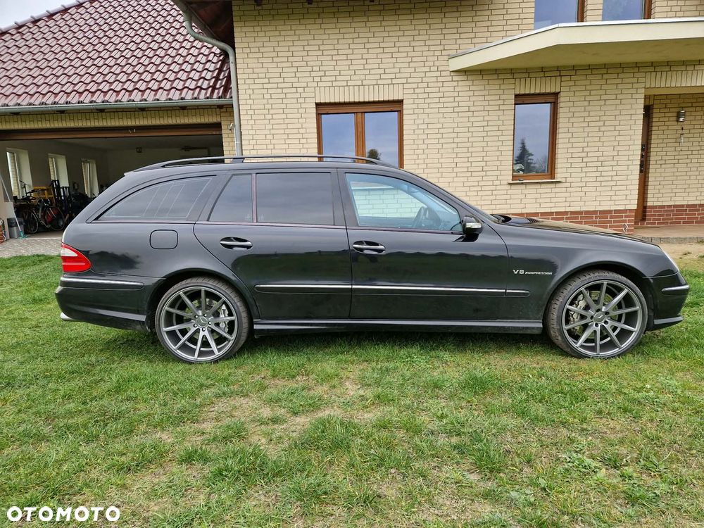 Mercedes-Benz Klasa E 55 T AMG - 2