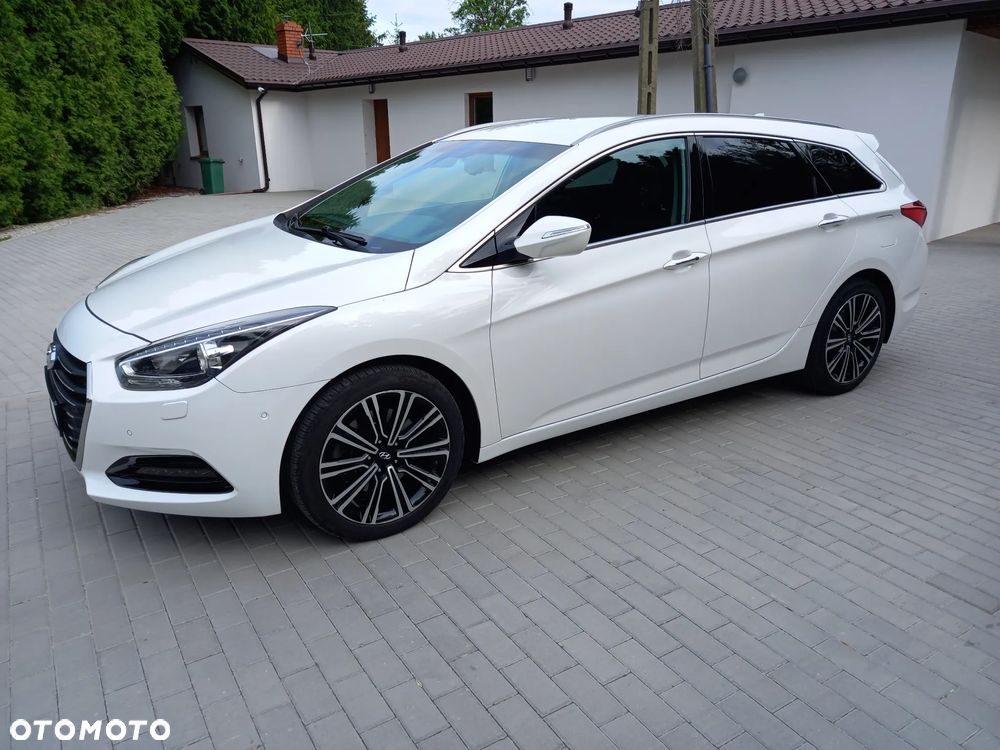 Hyundai i40 Kombi 2.0 Premium - 4