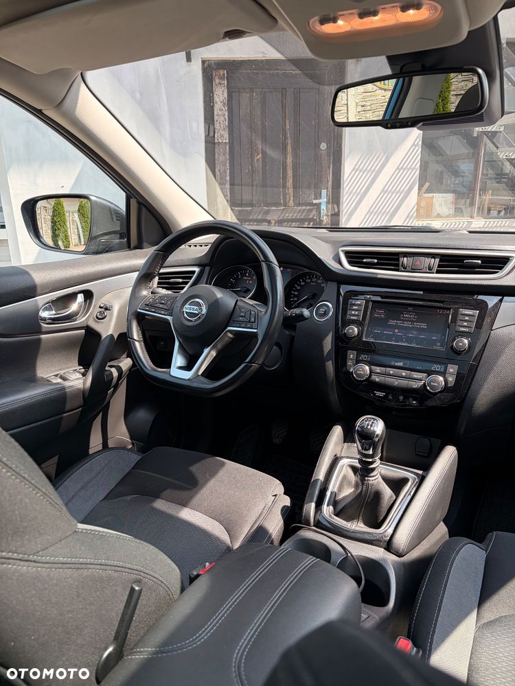Nissan Qashqai 1.3 DIG-T N-Connecta - 14