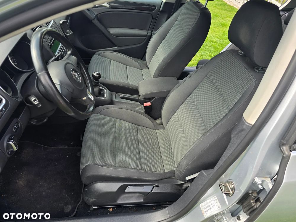 Volkswagen Golf 1.6 TDI DPF BlueMotion Technology Comfortline - 11