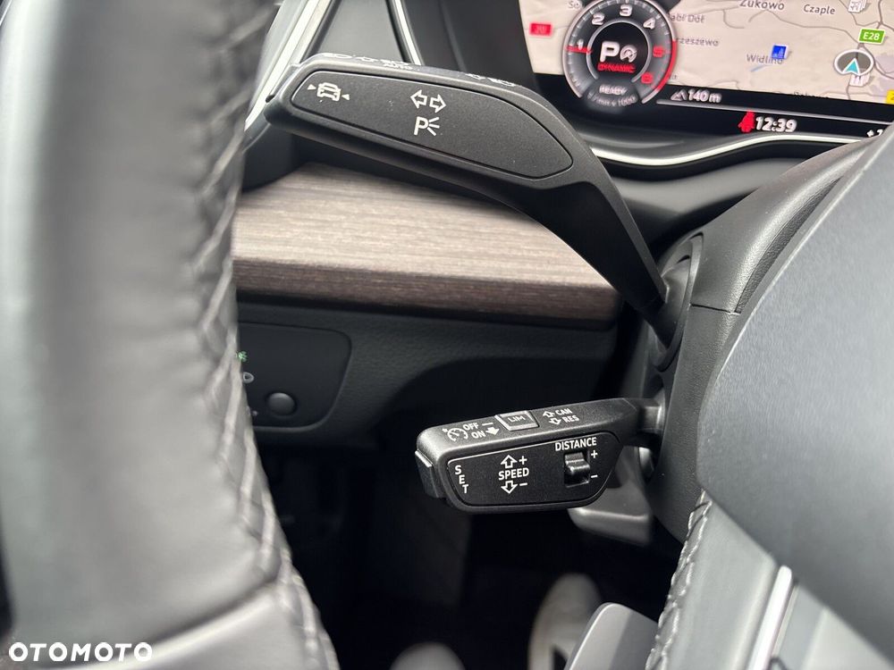 Audi Q5 Sportback - 12