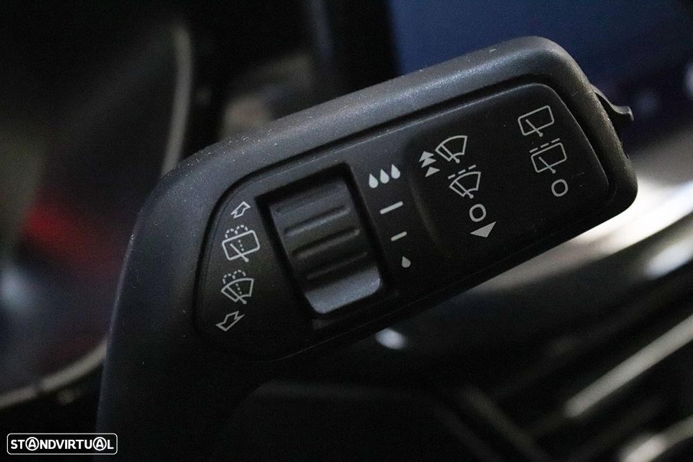 Ford Focus SW 1.0 EcoBoost MHEV ST-Line X Aut. - 17