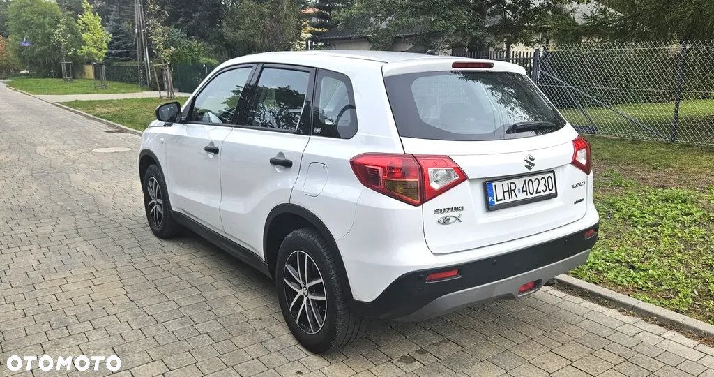 Suzuki Vitara 1.6 Comfort 4WD - 6