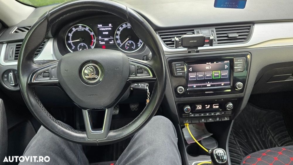 Skoda RAPID 1.0 TSI Style - 2