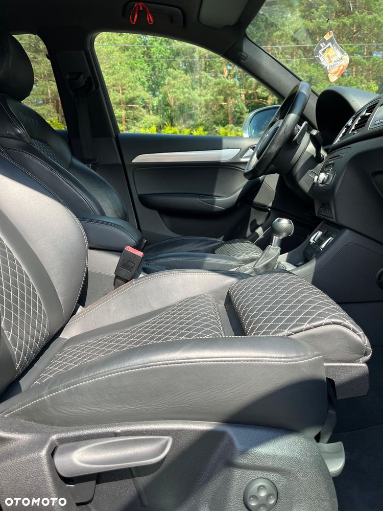 Audi RS Q3 2.5 TFSI quattro S tronic - 36
