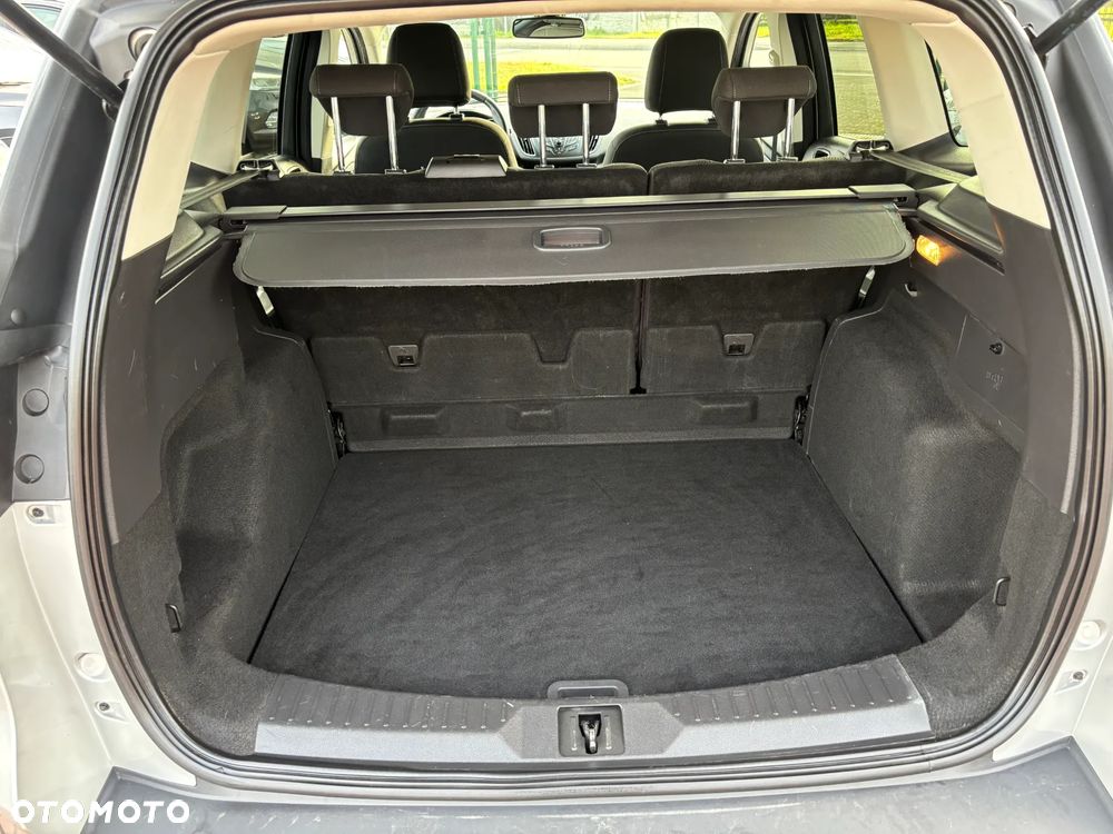Ford Kuga 2.0 TDCi 4WD Trend - 23