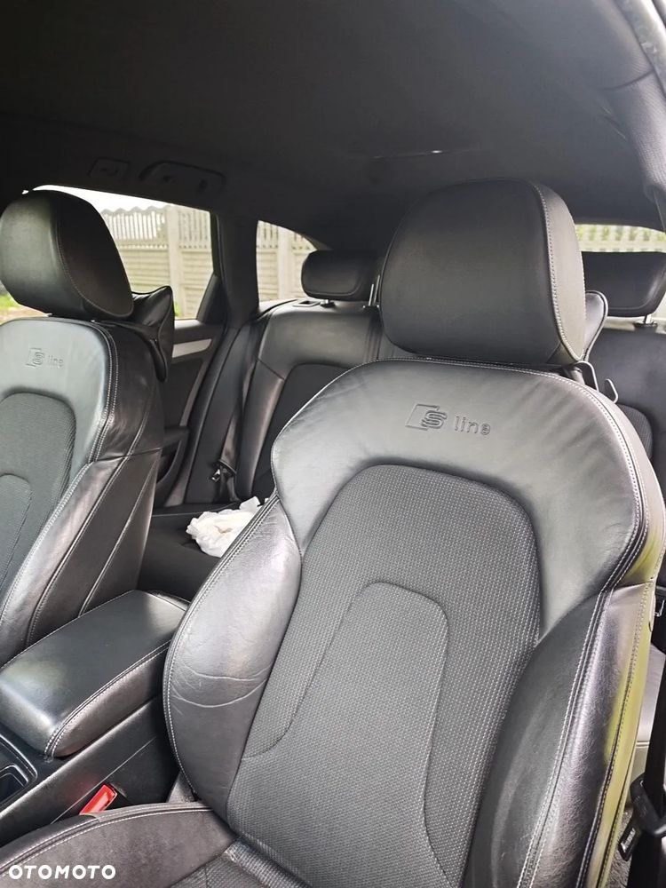 Audi A4 Avant 2.0 TDI - 11