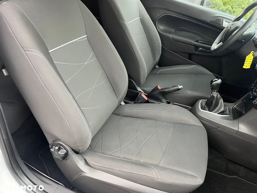 Ford Fiesta - 19