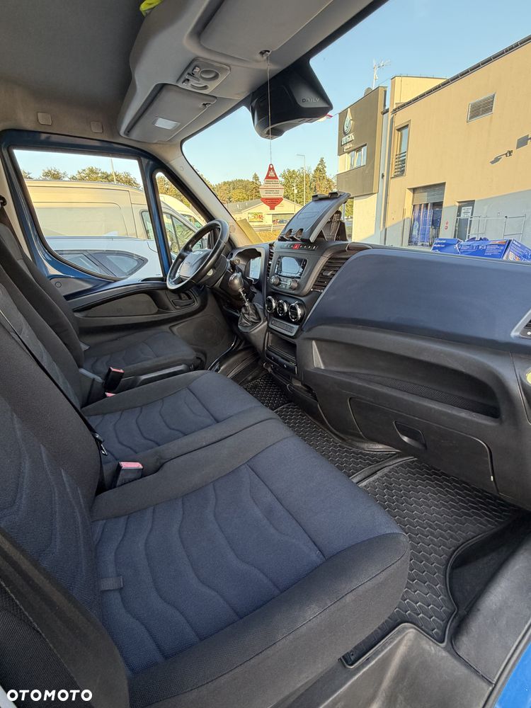 Iveco 35C18 - 3