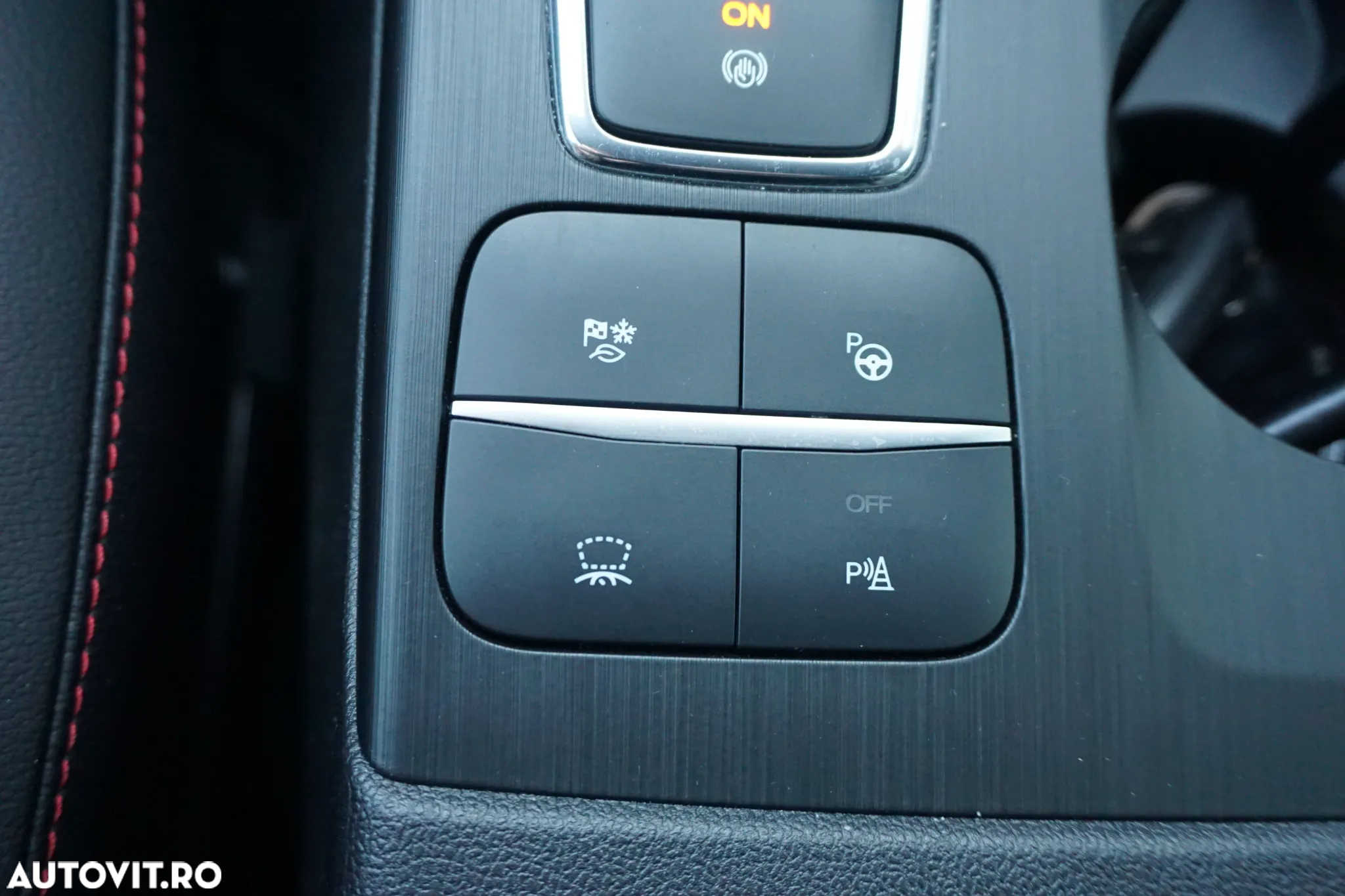 Ford Kuga 2.5 Duratec FHEV AWD ST Line X - 19