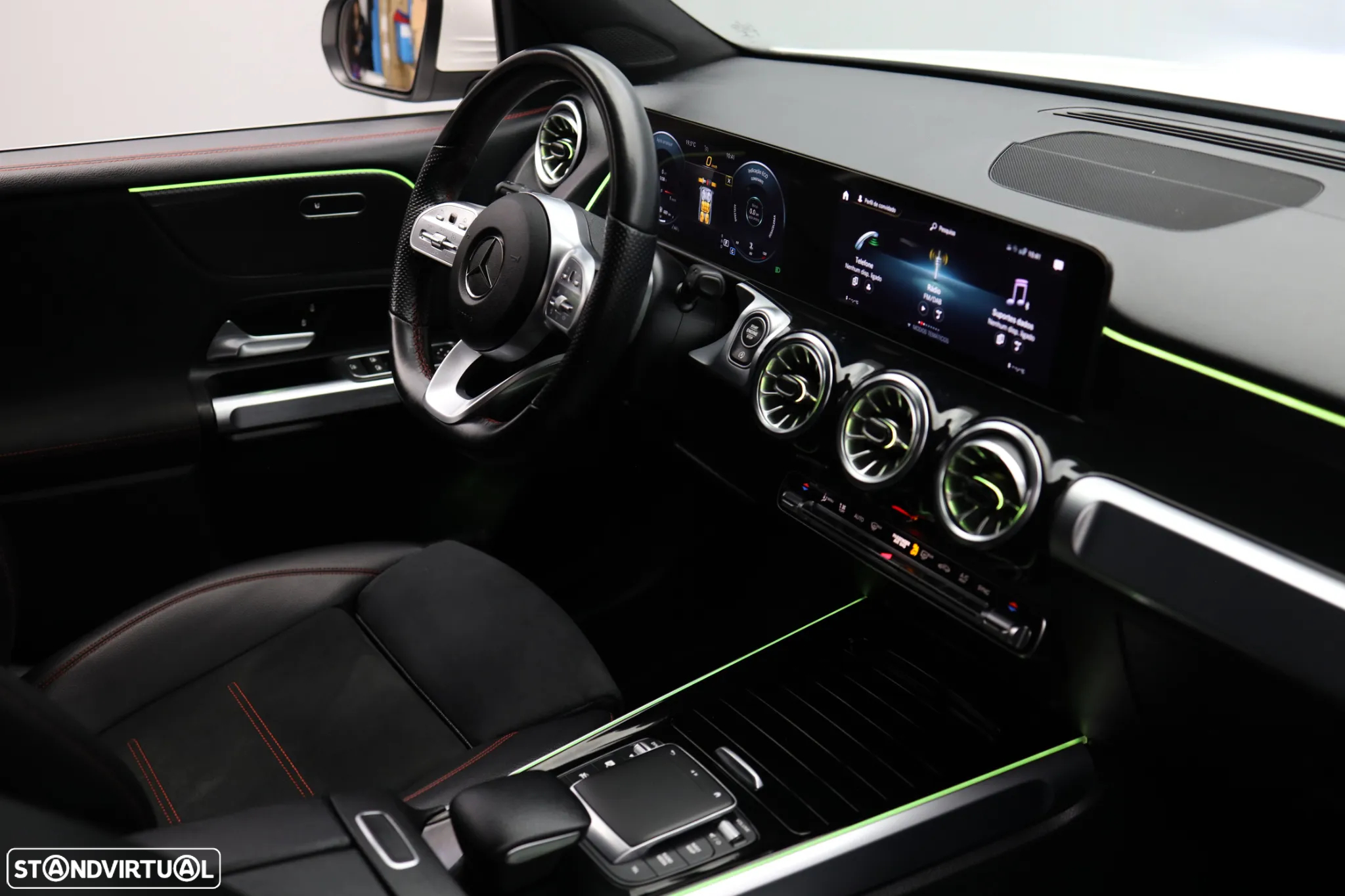 Mercedes-Benz GLB 200 d AMG Line - 39