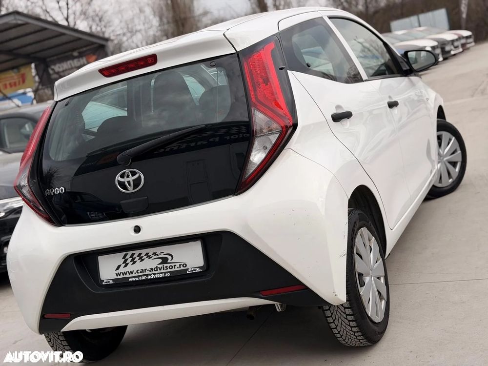 Toyota Aygo 1.0 VVY-I 5 usi X-connect - 16