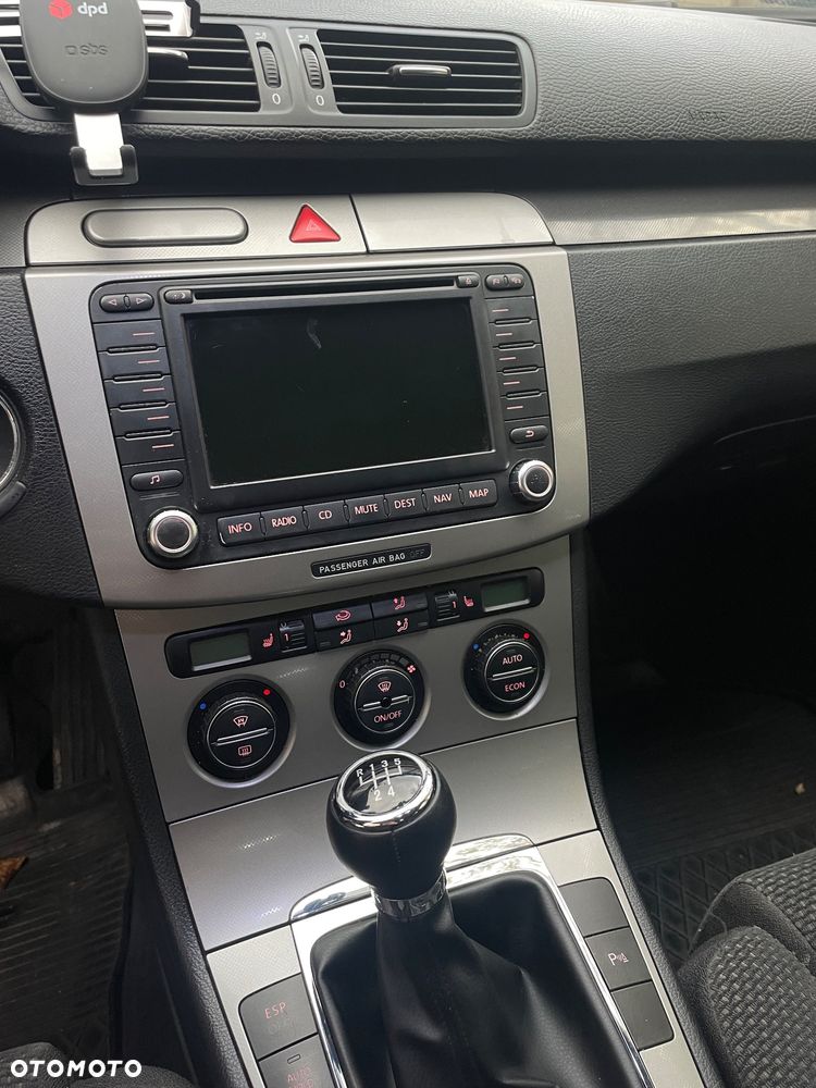 Volkswagen Passat 1.9 TDI Comfortline - 26