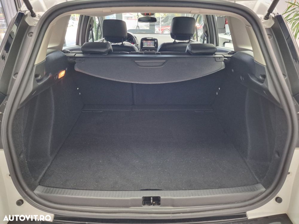 Renault Clio - 19
