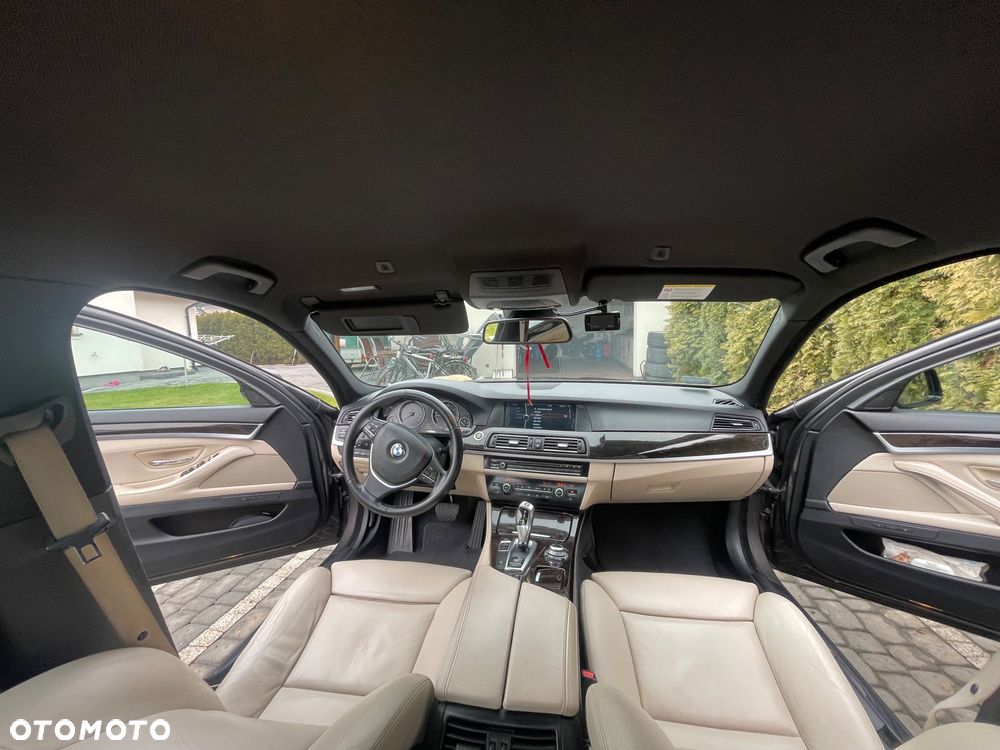 BMW Seria 5 530d - 25