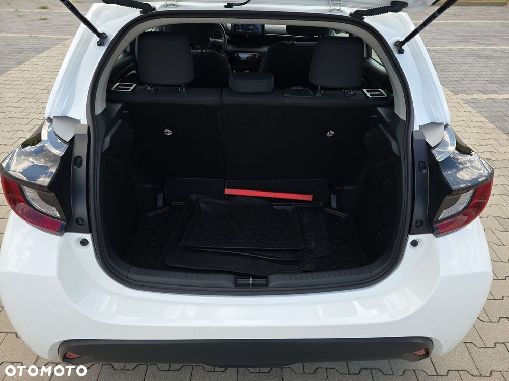 Toyota Yaris Hybrid 1.5 Active - 16