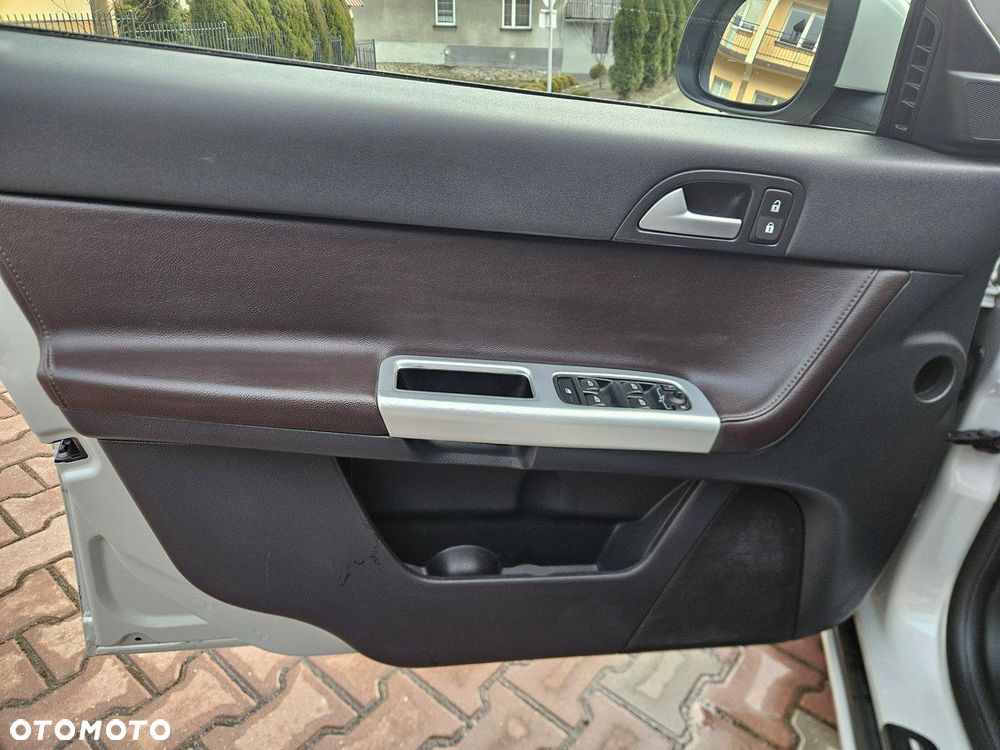 Volvo V50 DPF DRIVe Business Pro Edition - 19