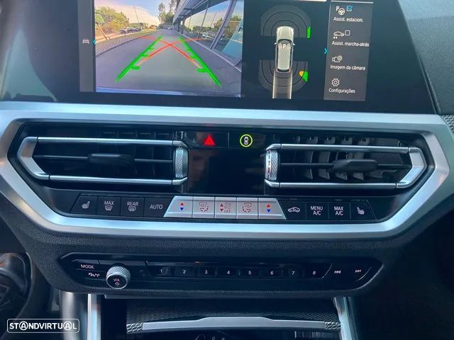 BMW 320 e Touring Pack Desportivo M Auto - 28