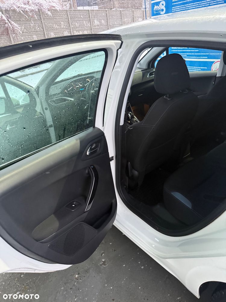 Peugeot 208 1.4 HDi Active Pack - 13