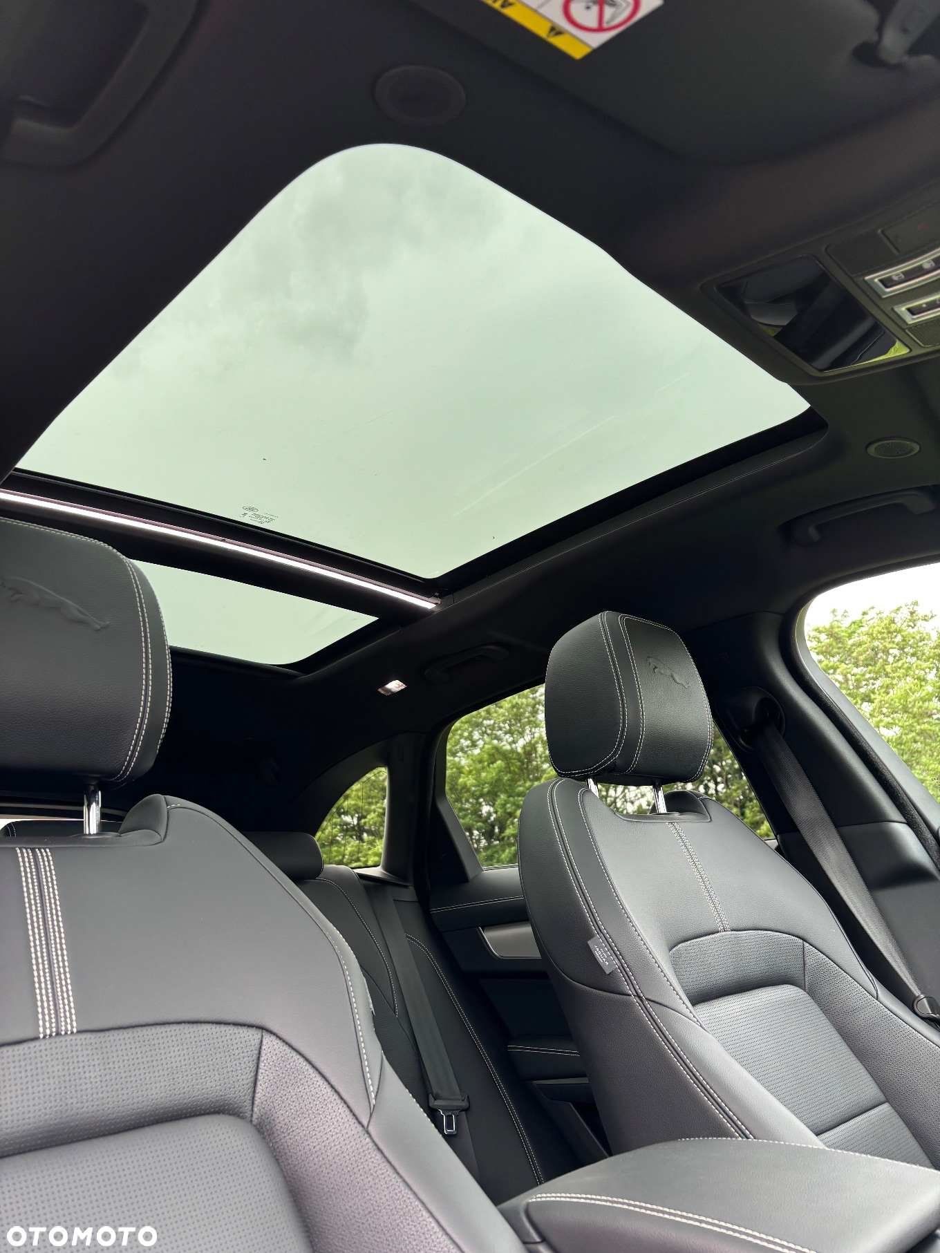 Jaguar F-Pace D200 AWD R-Dynamic S - 6