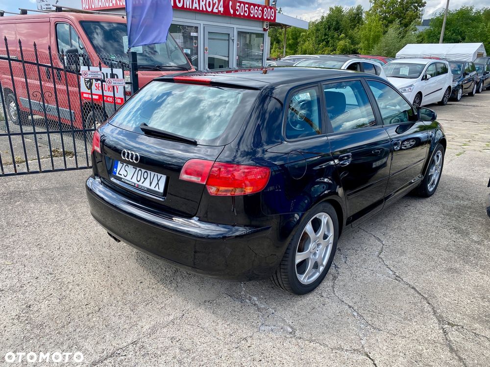 Audi A3 Sportback - 3