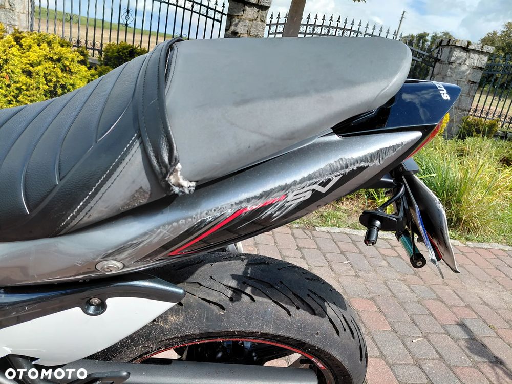 Suzuki SV - 15