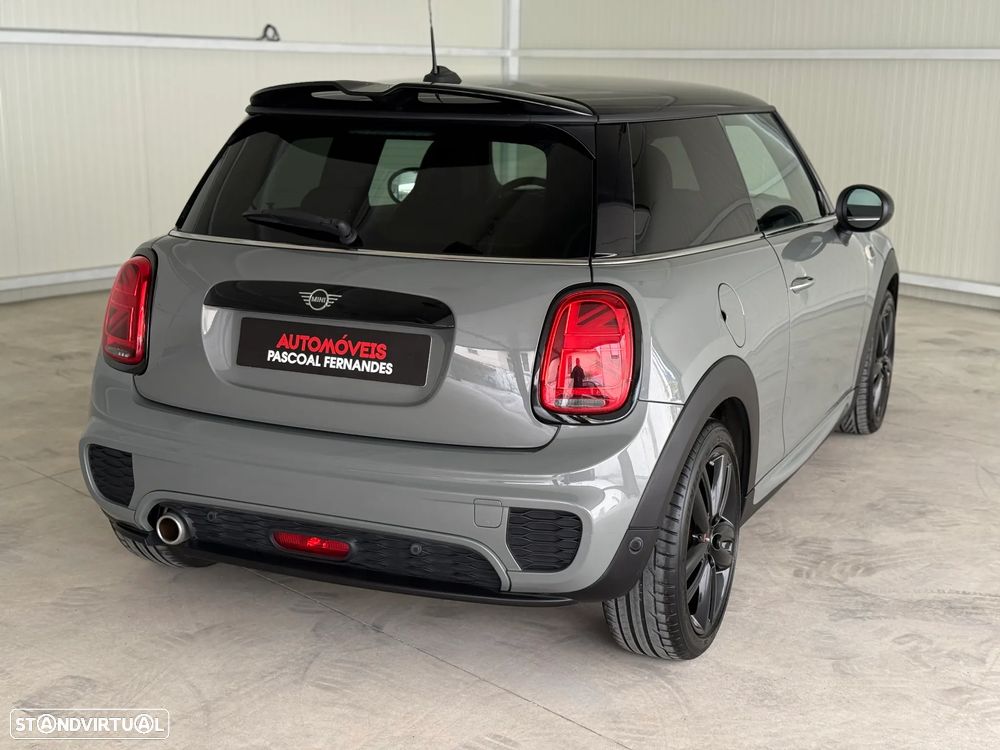 MINI 3 Portas Cooper D Aut. - 36