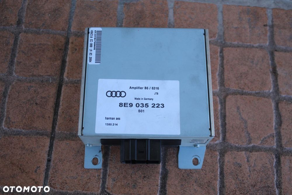 WZMACNIACZ AUDI A4 B6 8E9035223 - 1