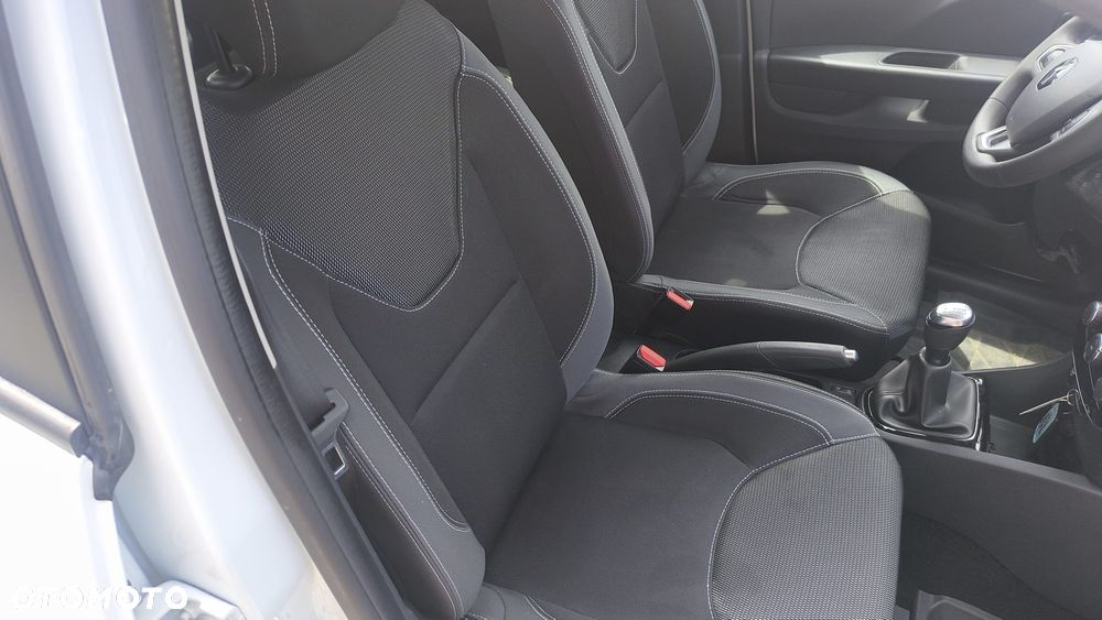 Renault Clio - 6